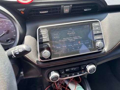 Used 2020 Nissan Kicks SR w/ SR Premium Package FWD image 7