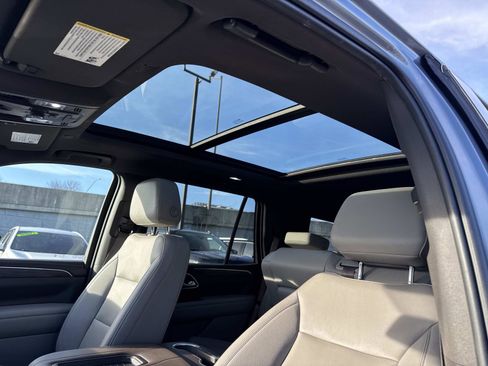 Used 2022 Chevrolet Tahoe Z71 w/ Luxury Package image 21