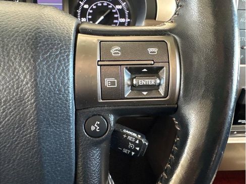 Used 2010 Lexus GX 460 image 18