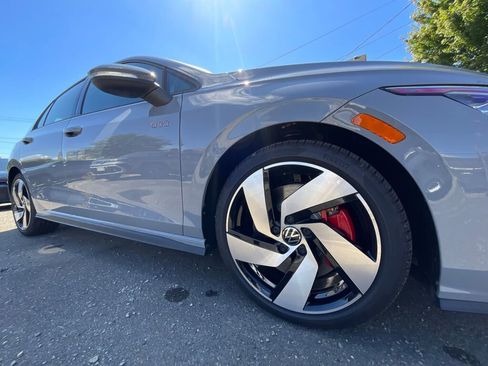 New 2025 Volkswagen GTI S image 10