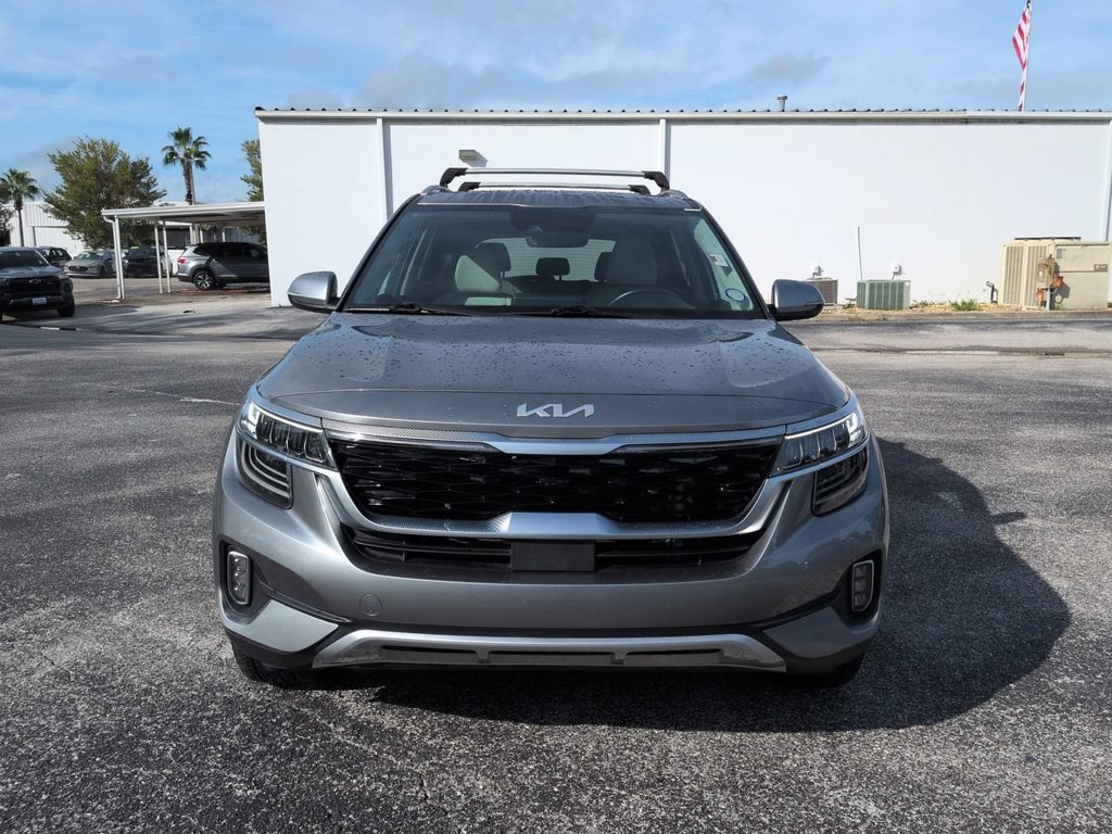 Used 2023 Kia Seltos SX w/ SX Sunroof Package AWD/4WD image 9