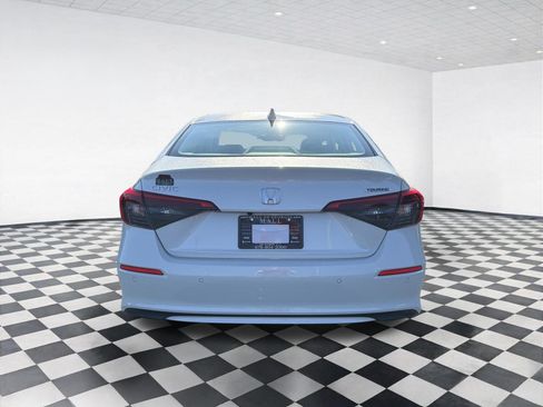 Used 2022 Honda Civic Touring image 5