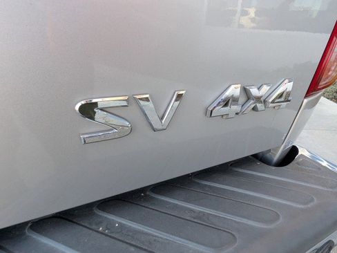 Used 2021 Nissan Frontier SV image 23