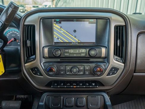 Used 2019 GMC Sierra 2500 Denali w/ Duramax Plus Package image 25
