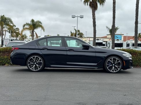 Used 2023 BMW 540i w/ M Sport Package RWD image 3