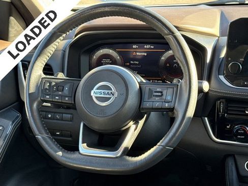 Used 2021 Nissan Rogue Platinum image 12