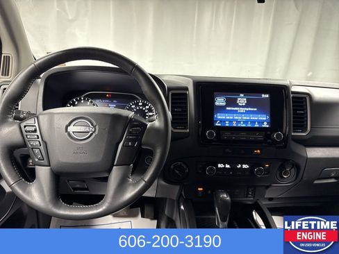 Used 2024 Nissan Frontier SV w/ SV Convenience Package image 18