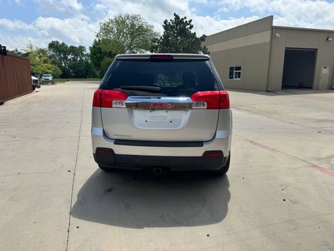 Used 2013 GMC Terrain SLE image 3