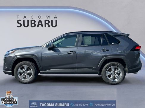 Used 2025 Toyota RAV4 LE AWD/4WD image 2