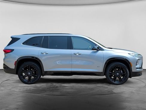 Used 2025 Buick Enclave Sport Touring w/ Power Package AWD/4WD image 8