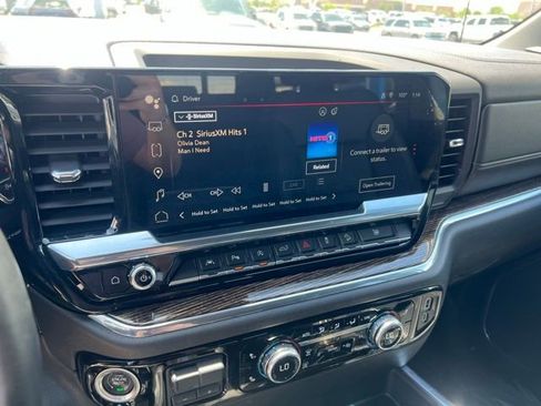 Certified 2024 GMC Sierra 1500 Elevation w/ Elevation Premium Package AWD/4WD image 20