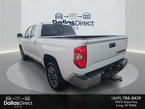 Used 2017 Toyota Tundra SR5 w/ SR5 Upgrade Package image 8