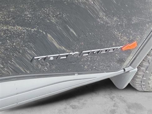 Certified 2025 Nissan Rogue SV image 7