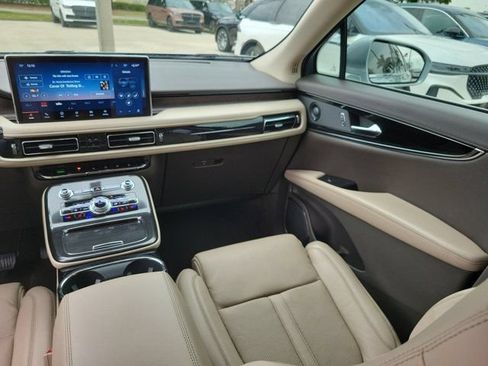 Certified 2022 Lincoln Nautilus Reserve w/ Equipment Group 201A AWD/4WD image 21
