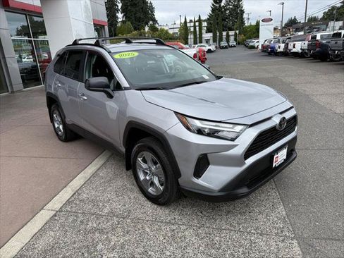 Certified 2025 Toyota RAV4 LE AWD/4WD image 10
