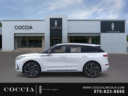 New 2026 Lincoln Corsair Grand Touring AWD/4WD image 3