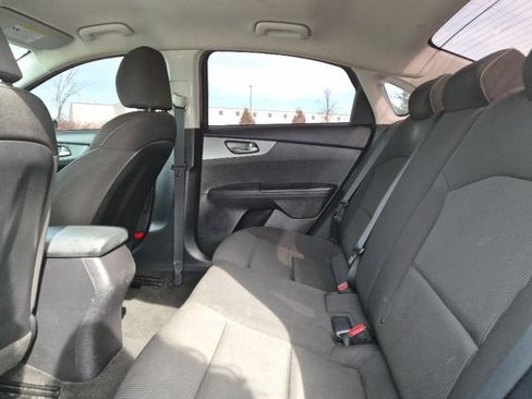 Used 2021 Kia Forte LXS image 28