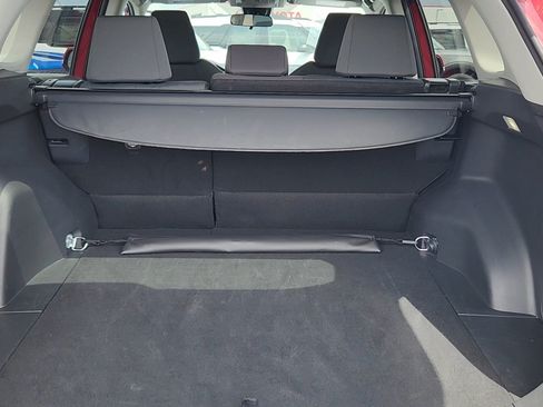 Used 2025 Toyota RAV4 XLE AWD/4WD image 19