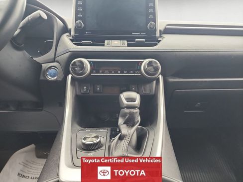 Certified 2022 Toyota RAV4 XSE w/ XSE Grade Weather Package AWD/4WD image 13