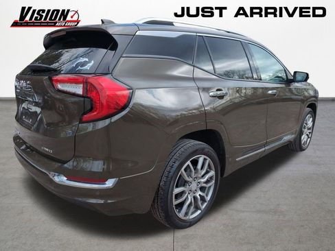Used 2023 GMC Terrain Denali w/ LPO, Floor Liner Package AWD/4WD image 5