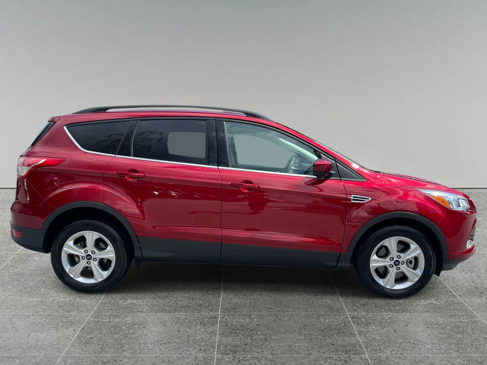 Used 2016 Ford Escape SE w/ Equipment Group 201A AWD/4WD image 6