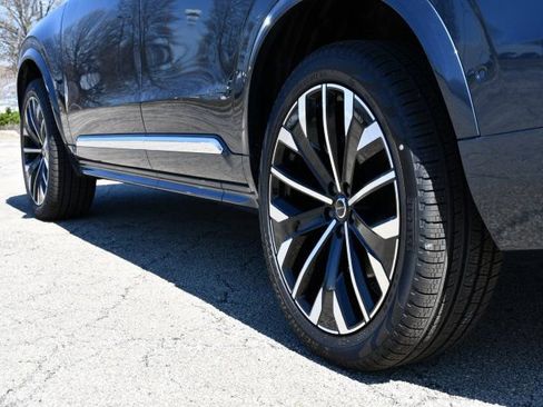 New 2026 Volvo XC90 B6 Ultra w/ Protection Package AWD/4WD image 9