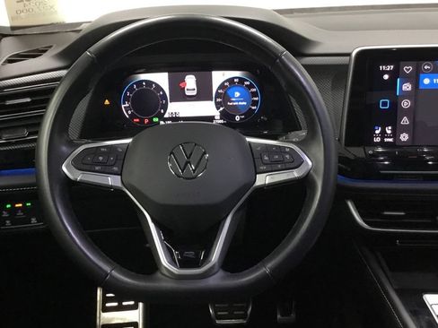 Used 2024 Volkswagen Atlas Cross Sport SEL Premium R-Line AWD/4WD image 31