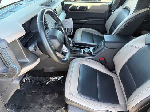 Used 2024 Ford Bronco Wildtrak AWD/4WD image 13
