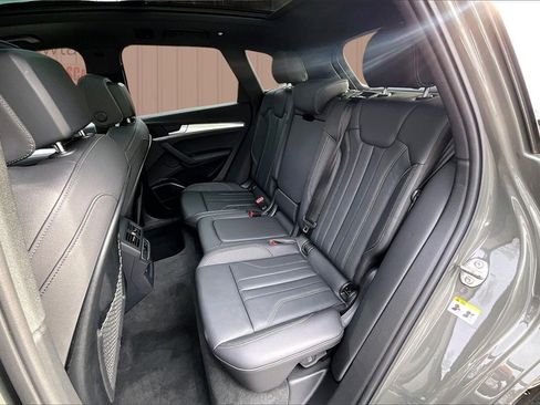 Used 2025 Audi Q5 2.0T Premium Plus w/ Premium Plus Package image 22