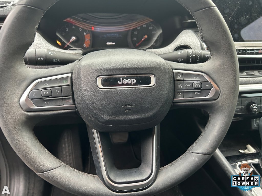 Used 2023 Jeep Compass Latitude w/ Sun and Sound Group AWD/4WD image 9