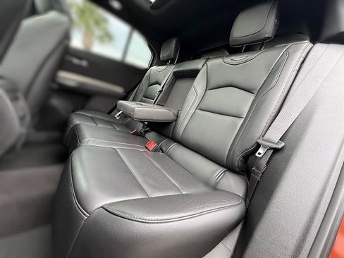 Used 2020 Cadillac XT4 Premium Luxury FWD image 11