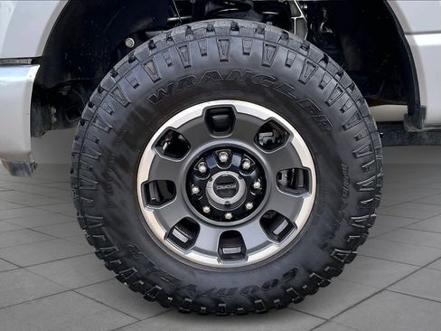 Used 2024 Ford F250 Lariat w/ Lariat Ultimate Package image 10