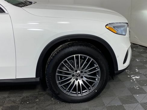 Used 2026 Mercedes-Benz GLC 300 4MATIC image 11