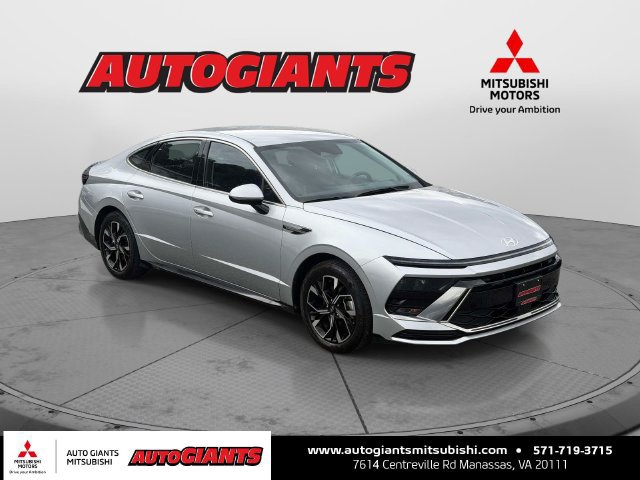 Used 2024 Hyundai Sonata SEL FWD image 1