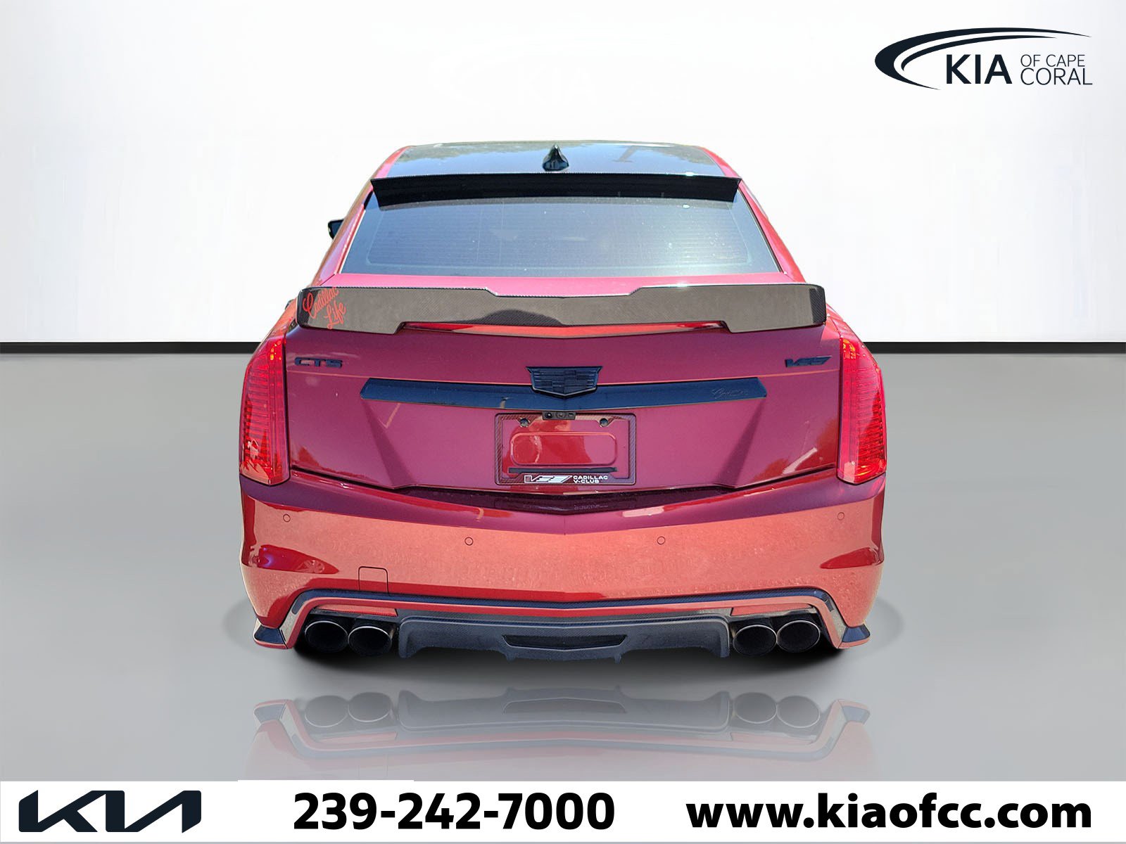 Used 2017 Cadillac CTS V w/ Luxury Package RWD image 3