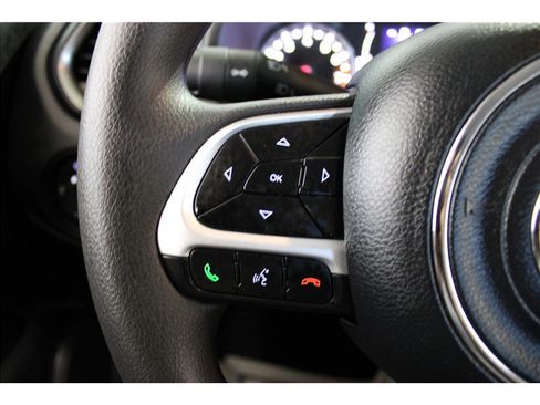 Used 2023 Jeep Renegade Latitude image 27