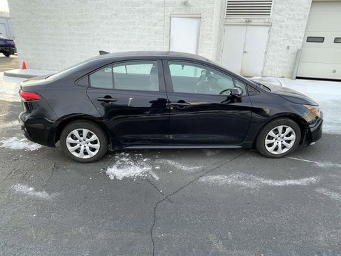 Used 2024 Toyota Corolla LE image 12