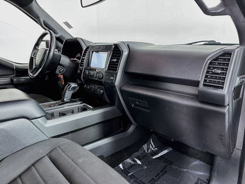 Used 2018 Ford F150 XLT w/ Equipment Group 302A Luxury AWD/4WD image 29