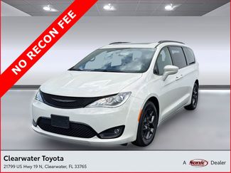 Used 2020 Chrysler Pacifica Touring-L Plus w/ S Appearance Package FWD video 1