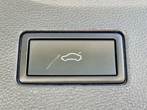 Used 2022 Volkswagen Atlas SE FWD image 30