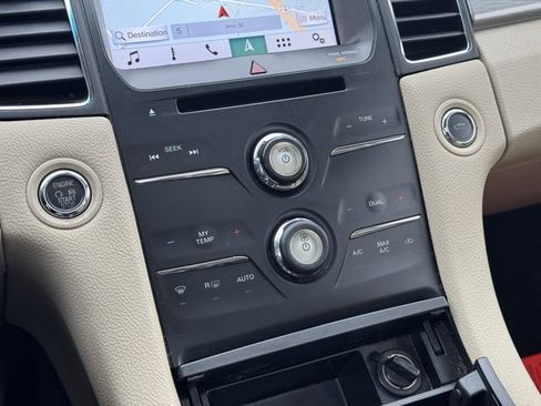 Used 2017 Ford Taurus SEL w/ Equipment Group 201A image 27