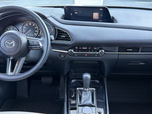 Certified 2025 MAZDA CX-30 AWD 2.5 S w/ Preferred Package image 24