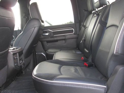 Used 2025 RAM 2500 Laramie AWD/4WD image 12