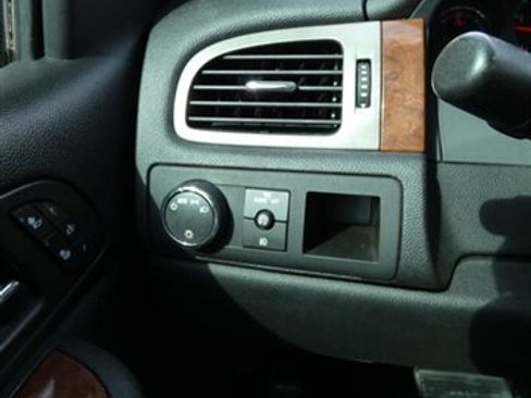 Used 2008 Chevrolet Silverado 1500 LTZ image 24