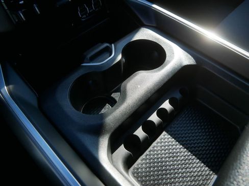 Used 2021 RAM 1500 Big Horn image 24