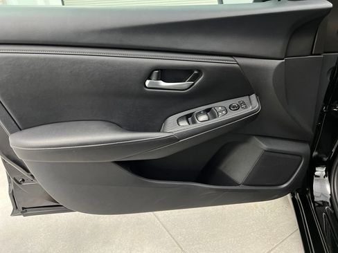 Used 2024 Nissan Sentra SV image 11