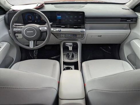 Used 2025 Hyundai Kona SEL image 19