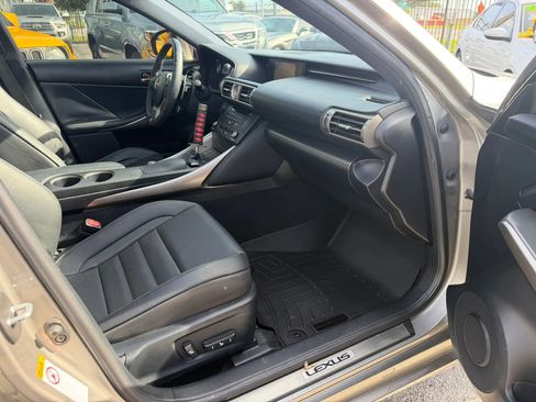 Used 2015 Lexus IS 350 w/ F-Sport Package RWD image 10