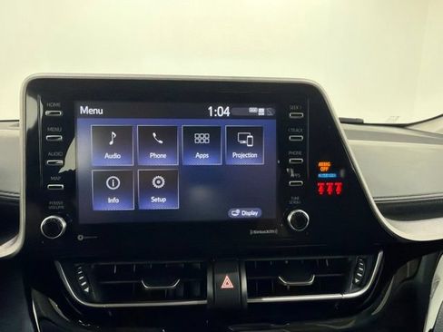 Used 2021 Toyota C-HR LE FWD image 32