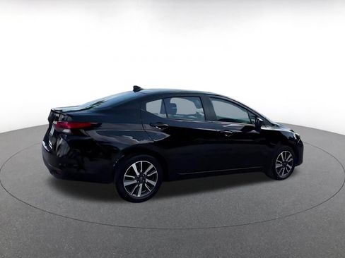 Used 2025 Nissan Versa SV FWD image 15